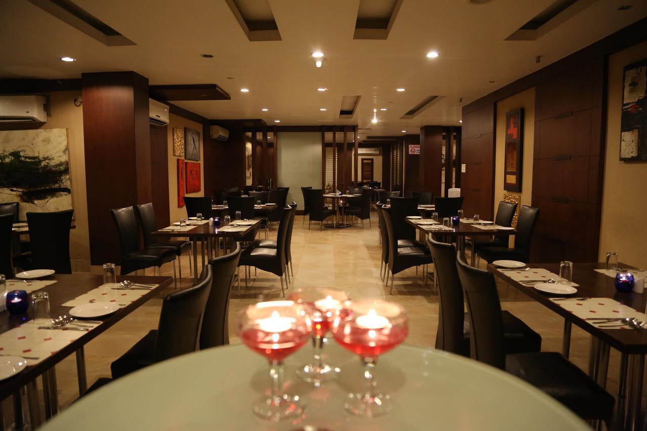 Hotel Md'S Continental Джорхат Екстер'єр фото