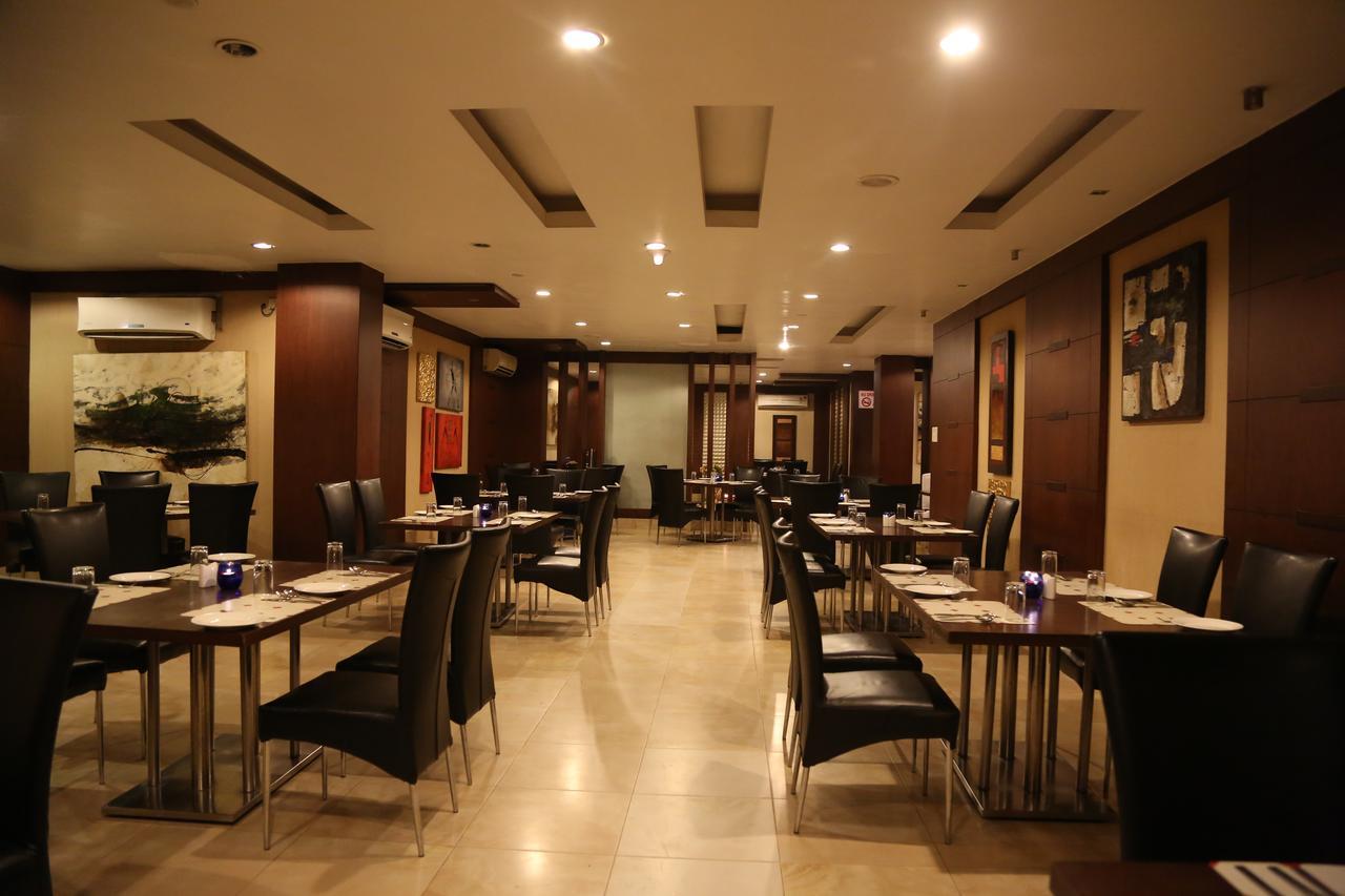 Hotel Md'S Continental Джорхат Екстер'єр фото